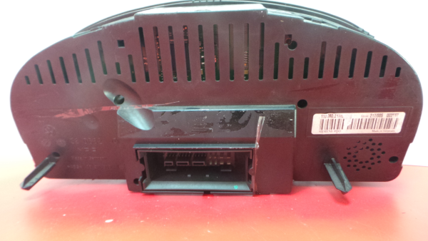 Compteur de vitesse VOLKSWAGEN Touran (1T) Imagem-1