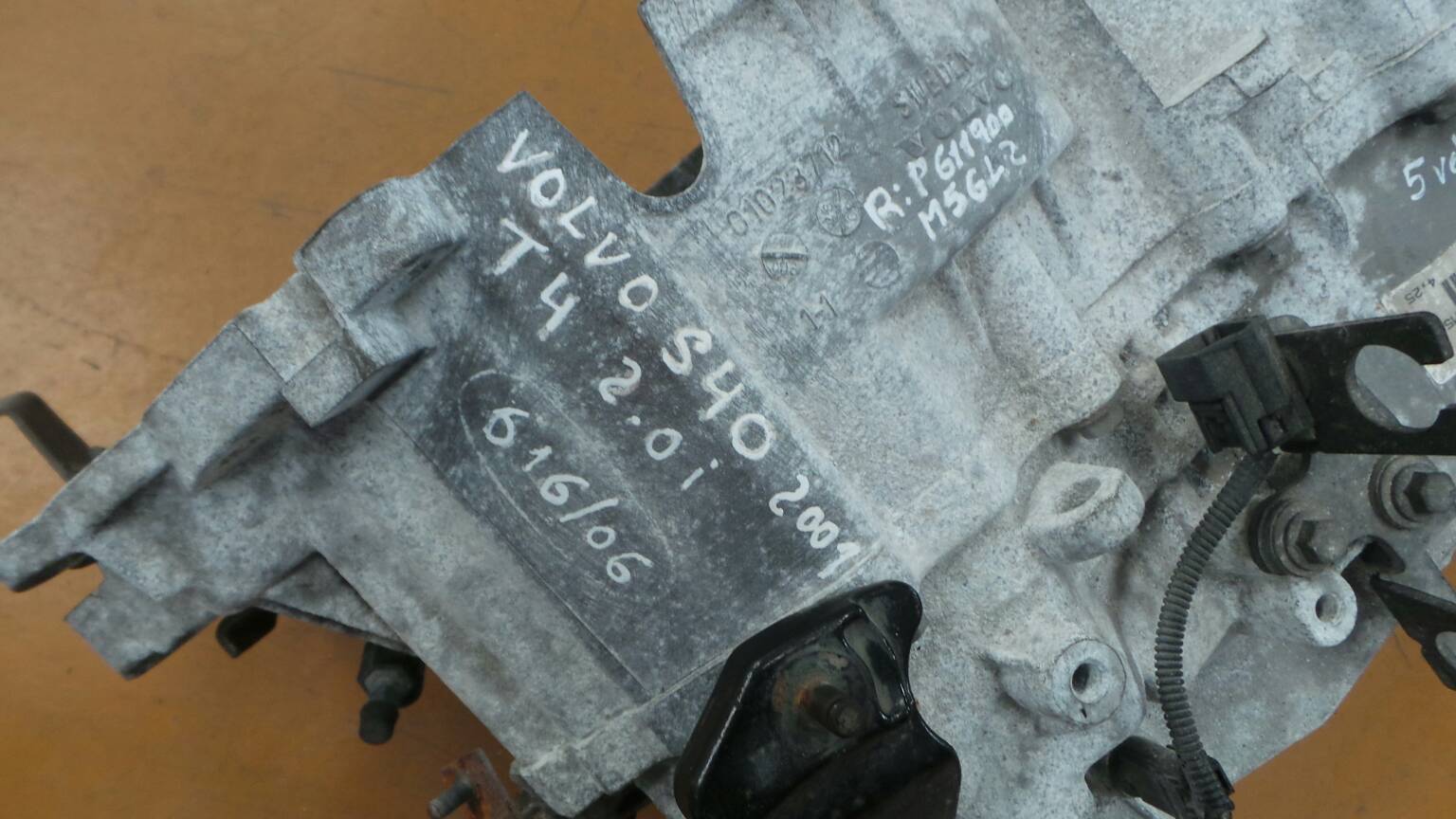 Caja de cambios manual VOLVO S40 I (VS) Imagem-5