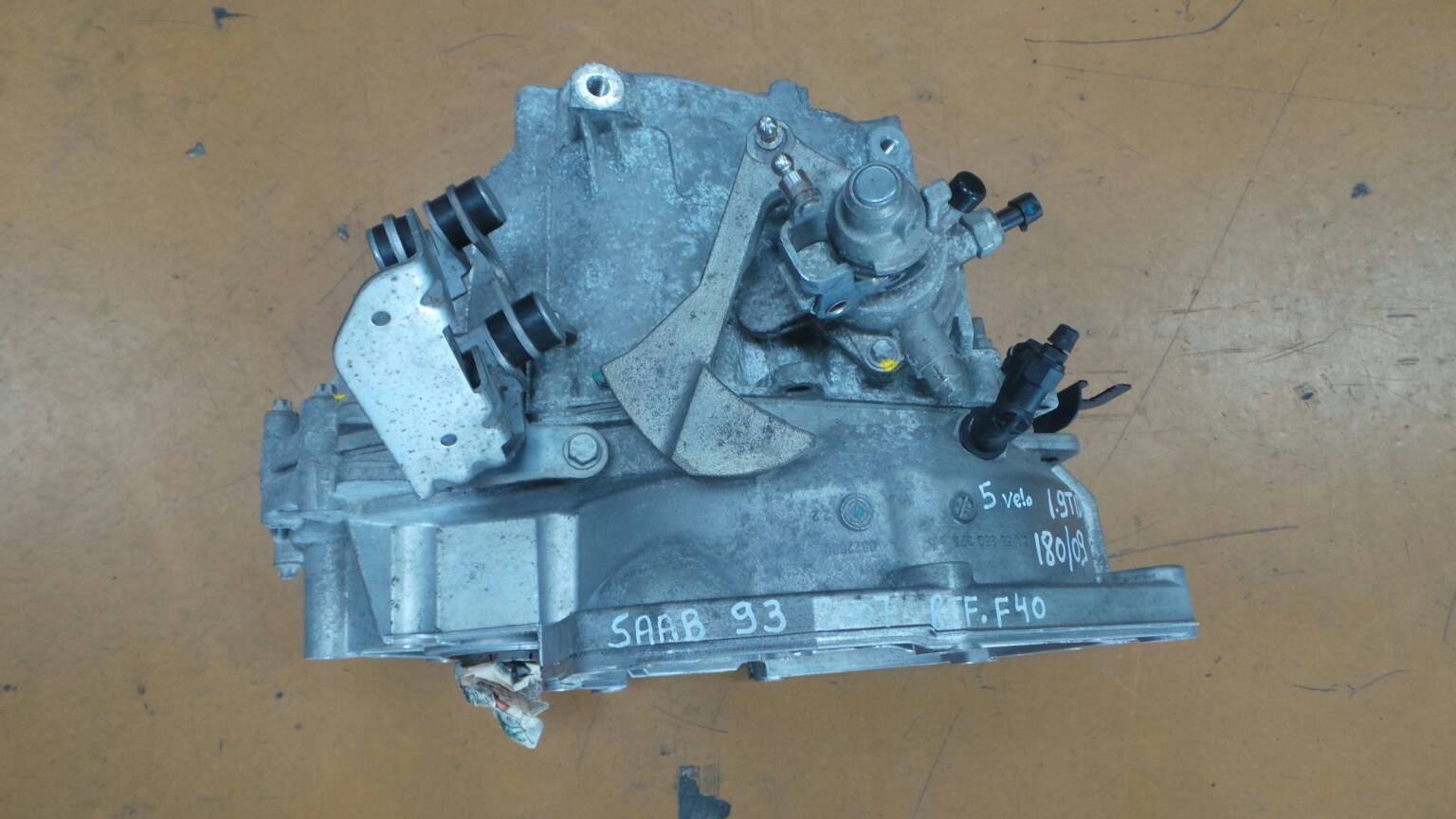 Boîte de vitesses manuelle SAAB 9-3 Sedan (YS3F)