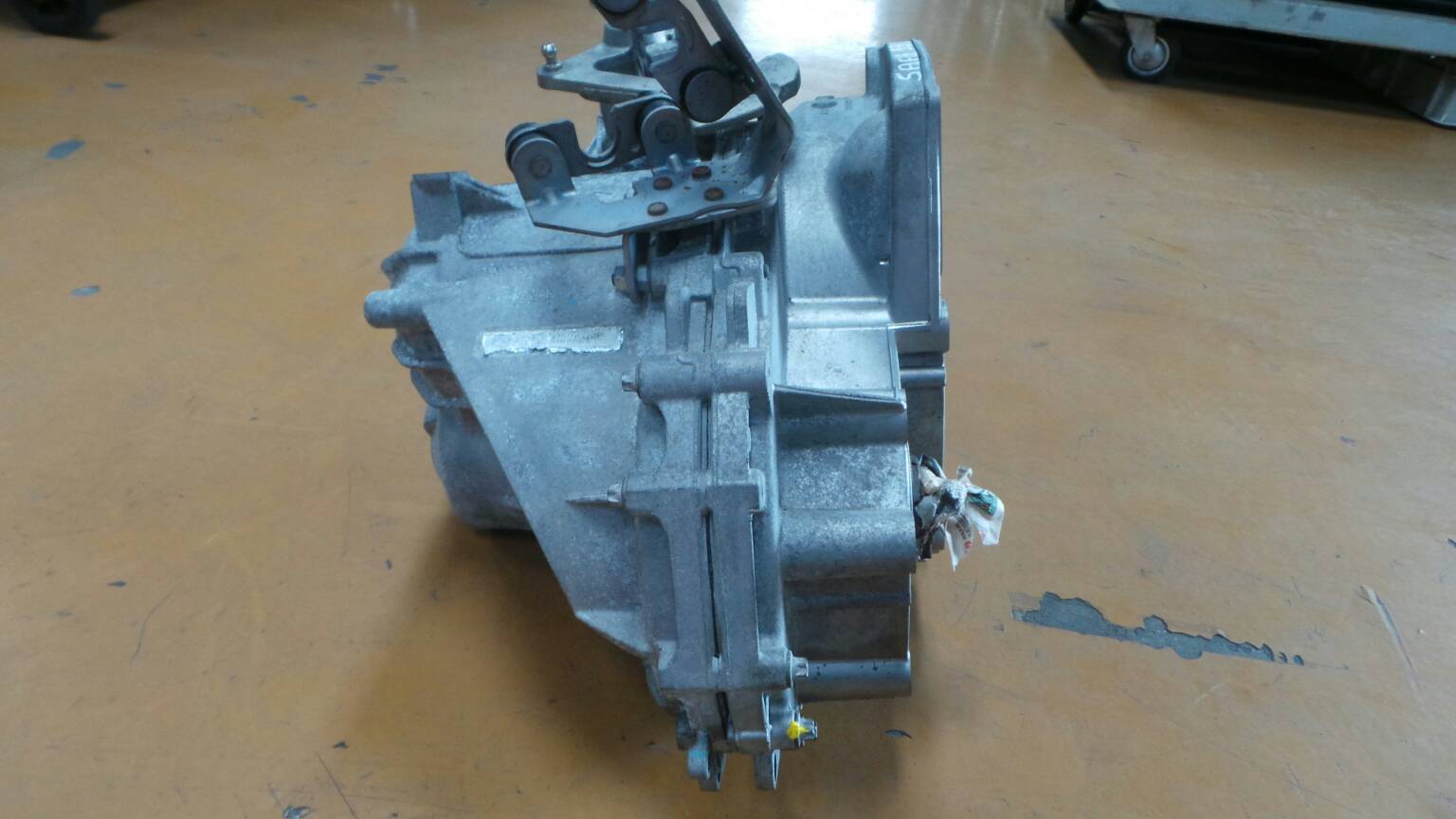 Boîte de vitesses manuelle SAAB 9-3 Sedan (YS3F) Imagem-2