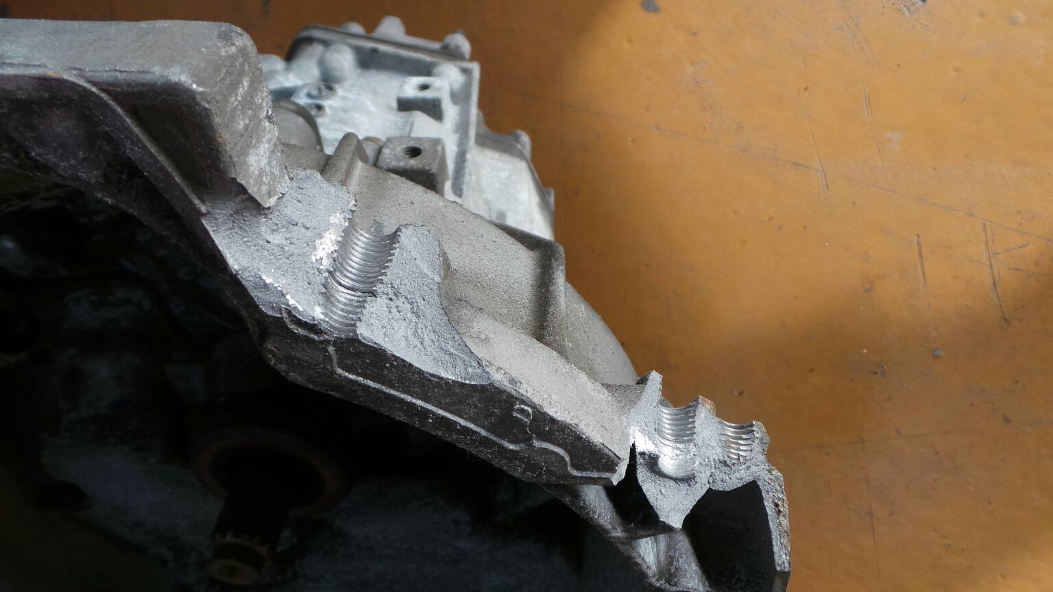 Boîte de vitesses manuelle SAAB 9-3 Sedan (YS3F) Imagem-5