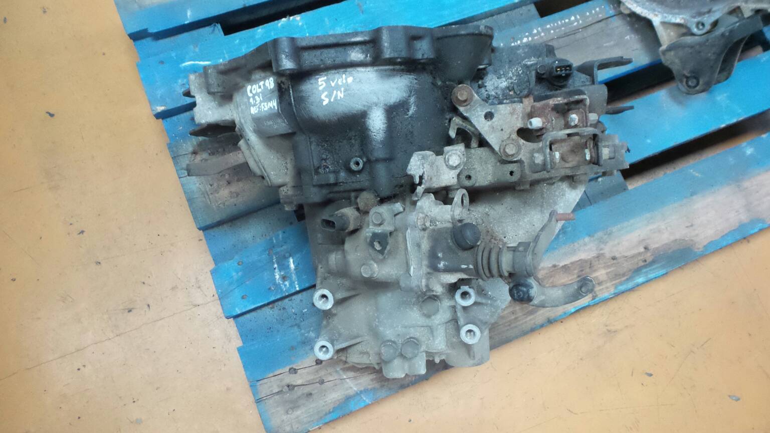 Boîte de vitesses manuelle MITSUBISHI Colt V (CJ_, CP_)