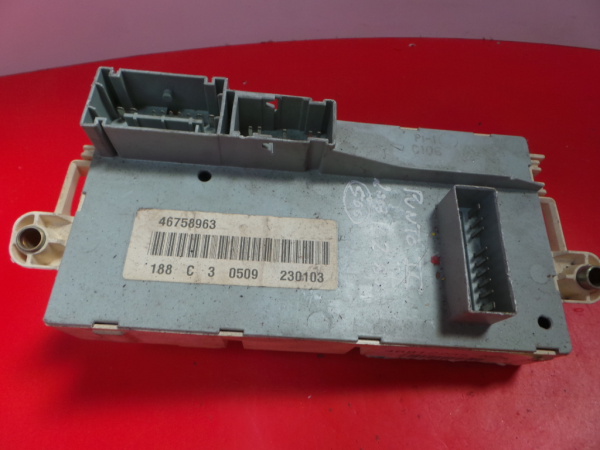 Scatola fusibili / SAM / BSI FIAT Punto (188_)