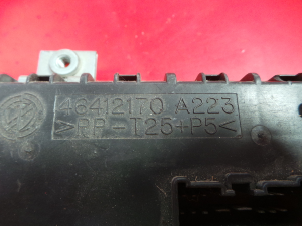 Scatola fusibili / SAM / BSI FIAT Punto (176_) Imagem-3