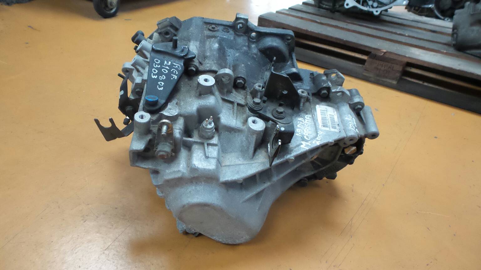 Boîte de vitesses manuelle MITSUBISHI Carisma Sedan (DA_) Imagem-3