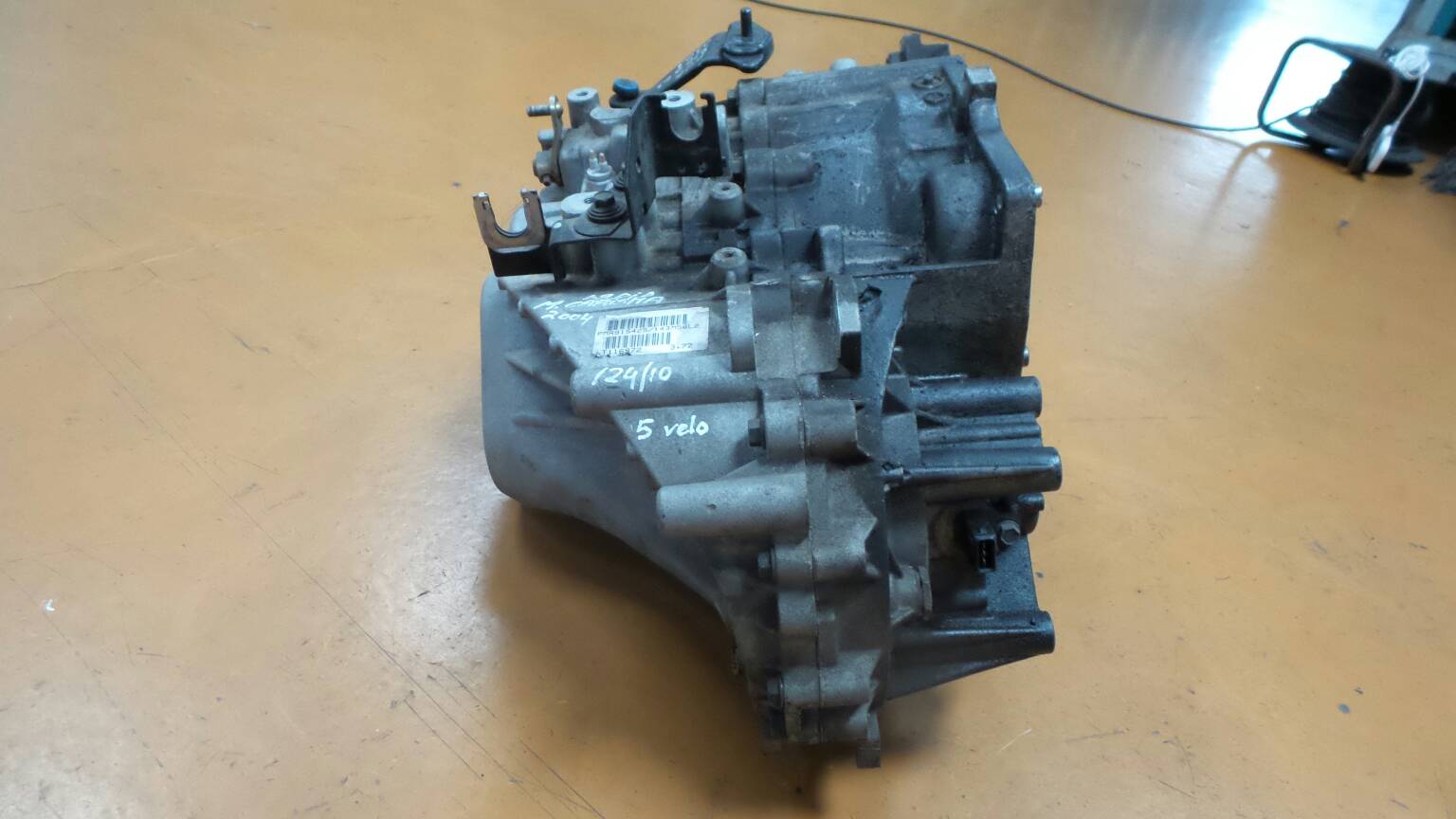 Boîte de vitesses manuelle MITSUBISHI Carisma Sedan (DA_) Imagem-4