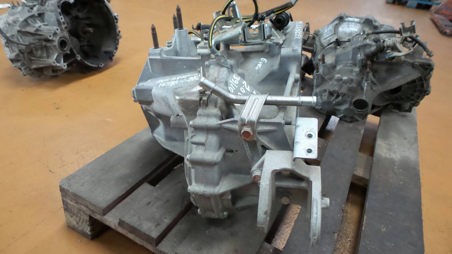 Boîte de vitesses manuelle MITSUBISHI Lancer VIII Sportback (CX_A) Imagem-2