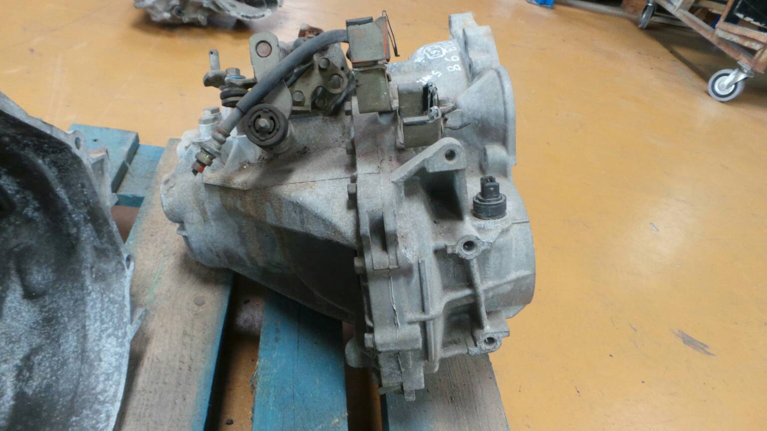 Boîte de vitesses manuelle MITSUBISHI Colt V (CJ_, CP_) Imagem-4