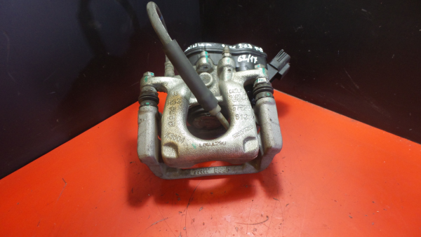 Pinza de freno Trasero Derecho MAZDA 6 Station Wagon (GJ, GL)
