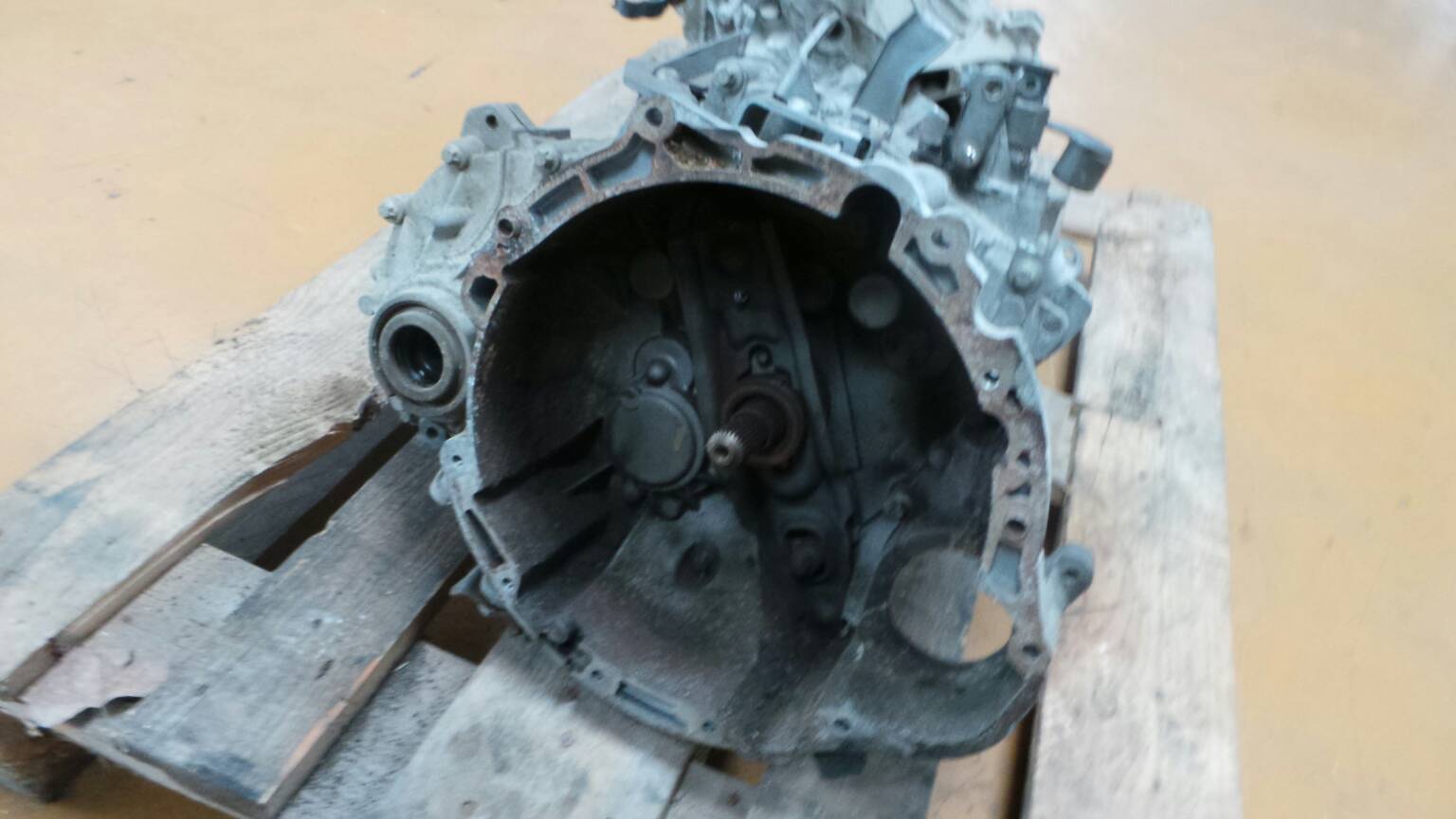 Boîte de vitesses manuelle MITSUBISHI Colt VI (Z3_A, Z2_A) Imagem-1