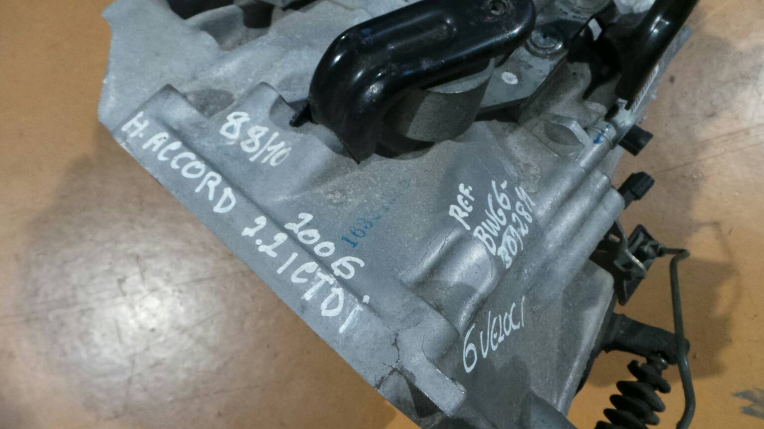 Manual gearbox HONDA Accord VII Sedan (CL_, CN_) Imagem-4