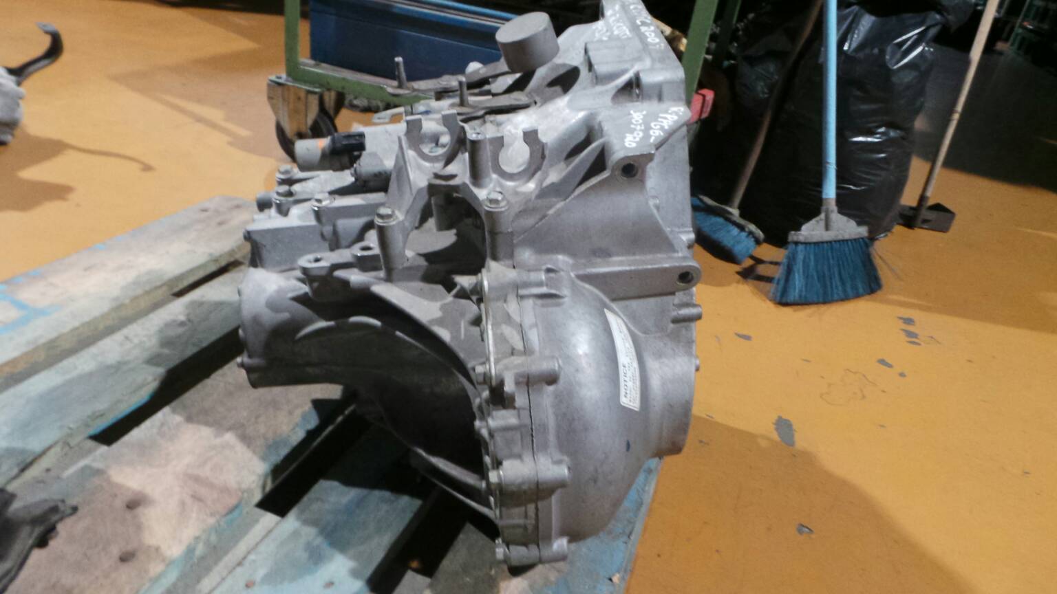 Manual gearbox HONDA Civic VIII Hatchback (FN_, FK_) Imagem-4