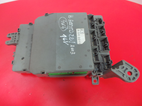 Boîte de fusibles / SAM / BSI HONDA Accord VI Coupé (CG_) Imagem-1