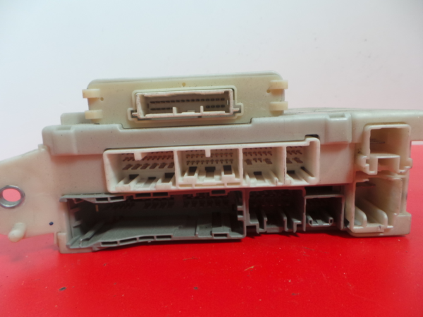 Scatola fusibili / SAM / BSI LEXUS IS II (GSE2_, ALE2_, USE2_) Imagem-2