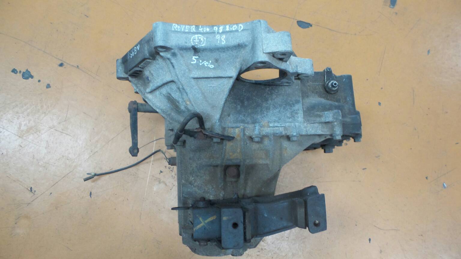 Manual gearbox ROVER 400 Sedan (RT) Imagem-0