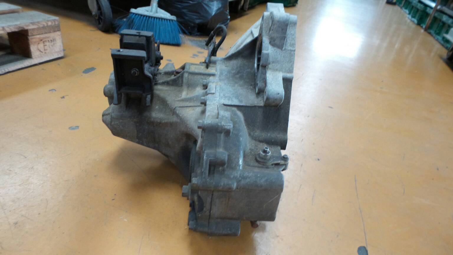 Manual gearbox ROVER 400 Sedan (RT) Imagem-2