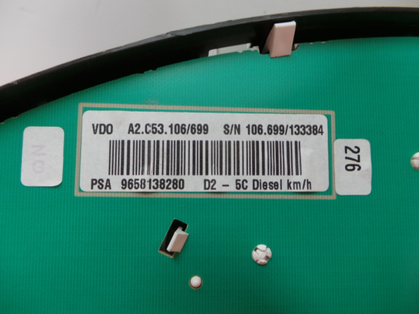 Quadro strumenti / Pannello strumenti PEUGEOT 407 (6D_) Imagem-2