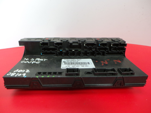 Boîte de fusibles / SAM / BSI MERCEDES-BENZ Classe C (W204)