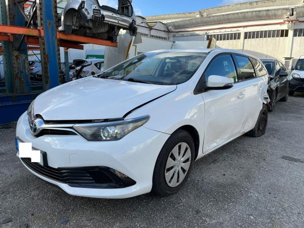 Auris Touring Sports  TOYOTA Auris Touring Sports (_E18_)