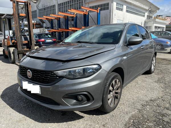 Tipo Hatchback  FIAT Tipo Hatchback (357_)