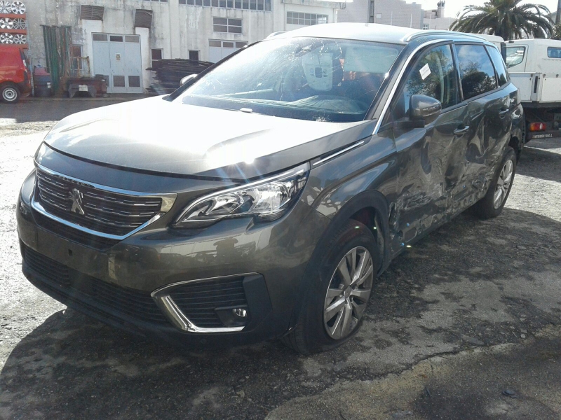 5008 II  PEUGEOT 5008 II (M_)