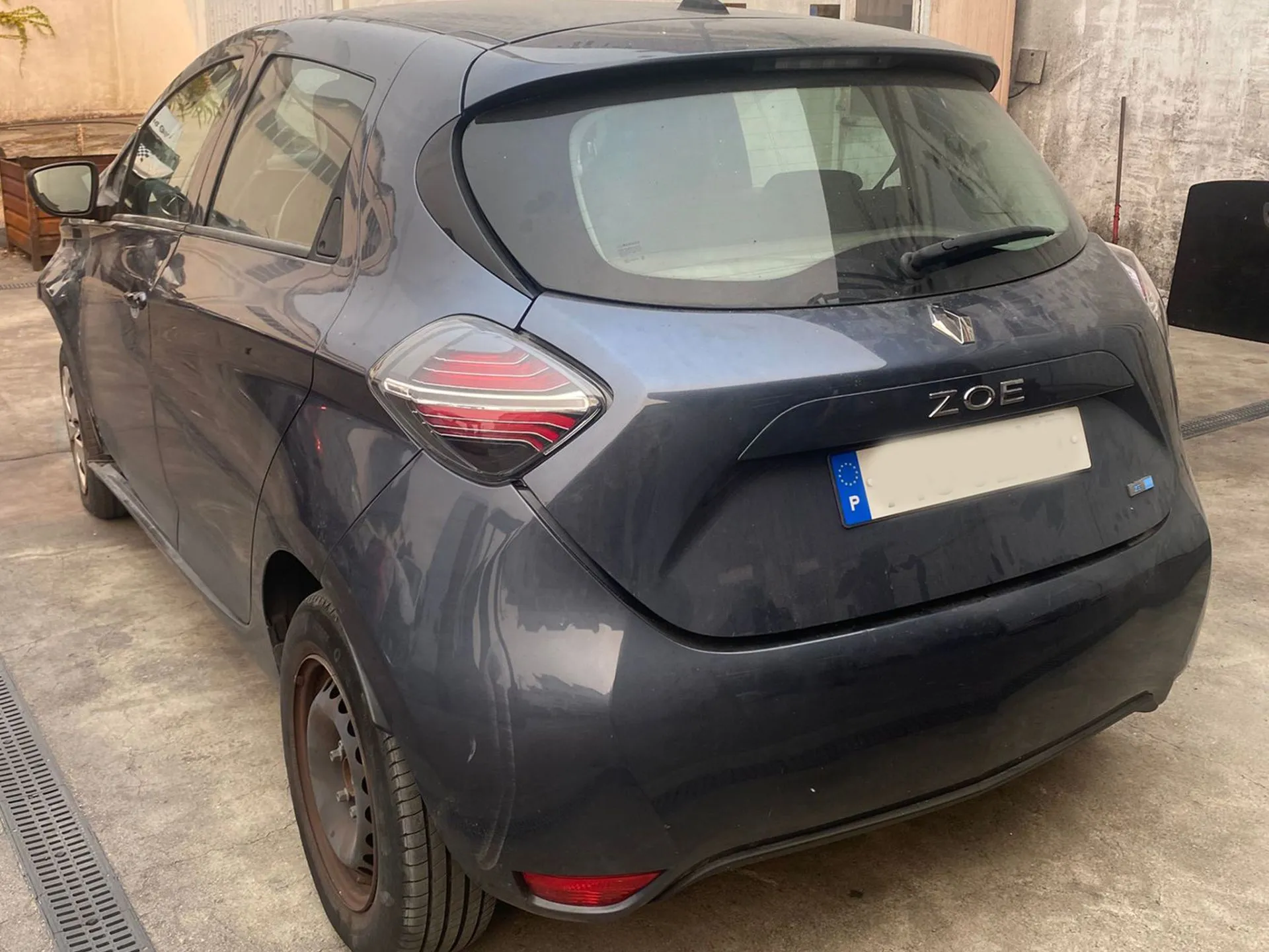 Zoe  RENAULT Zoe (BFM_)