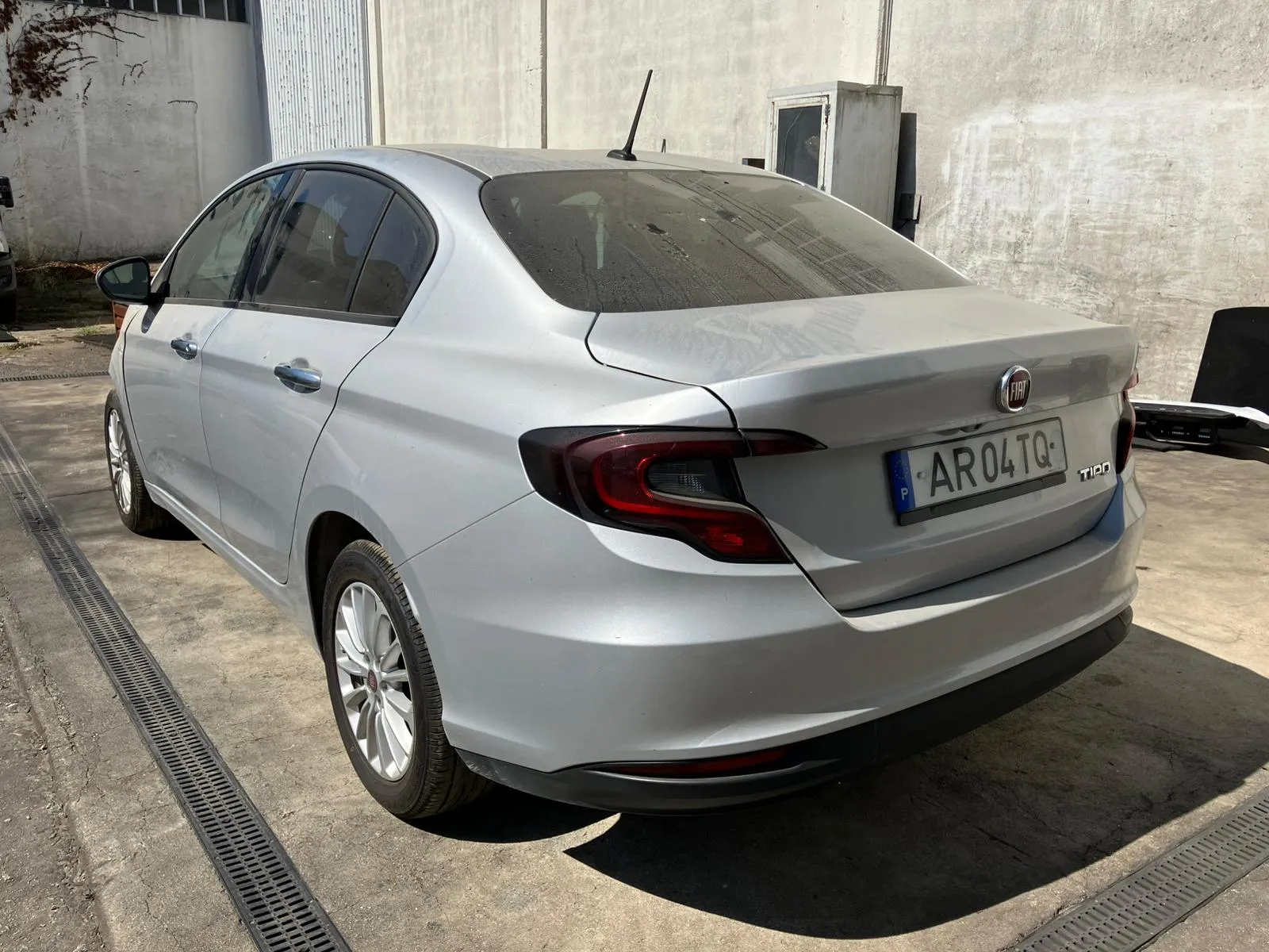 Tipo Sedan  FIAT Tipo Sedan (356_)