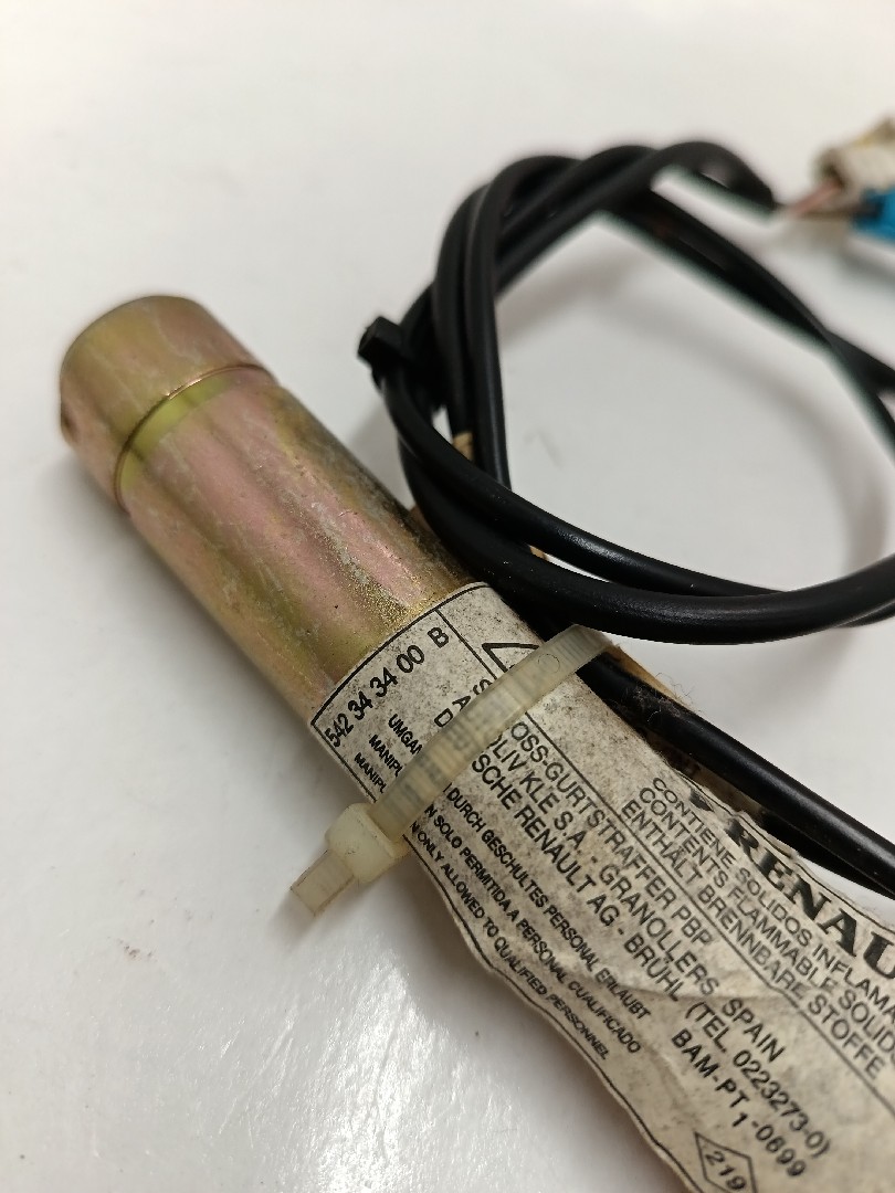 Left front seatbelt pretensioner RENAULT Clio II (BB0/1/2_, CB0/1/2_) Imagem-4