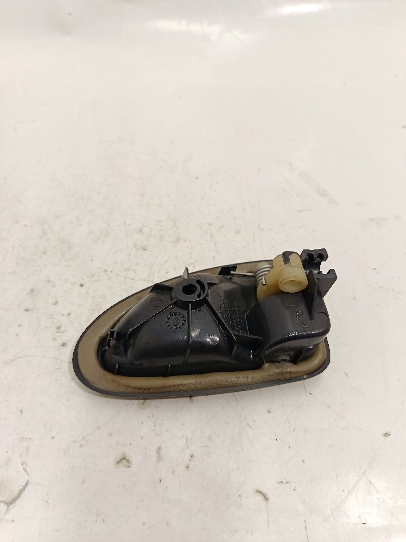 Puxador interior porta frente esquerdo RENAULT Clio II Société (SB0/1/2_) Imagem-1