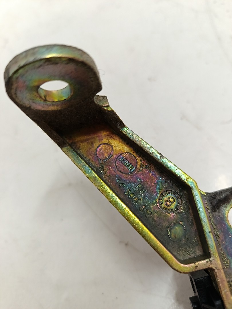 Pré-tensor cinto frente direito OPEL Corsa B Imagem-4