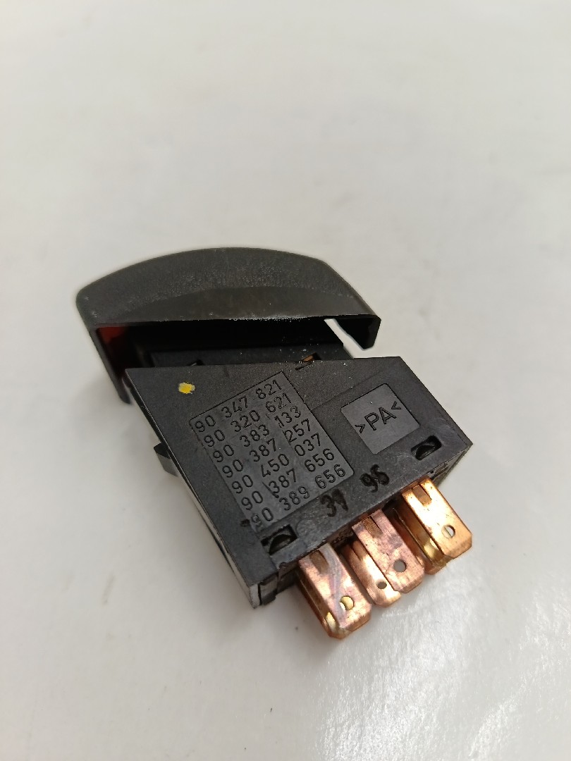Botão / interruptor 4 piscas OPEL Corsa B Imagem-1