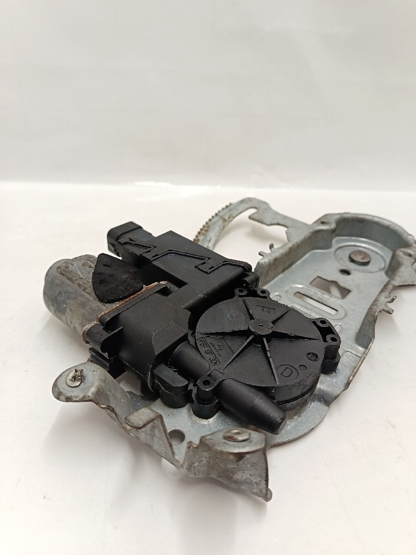 Left front window regulator OPEL Corsa C Imagem-5