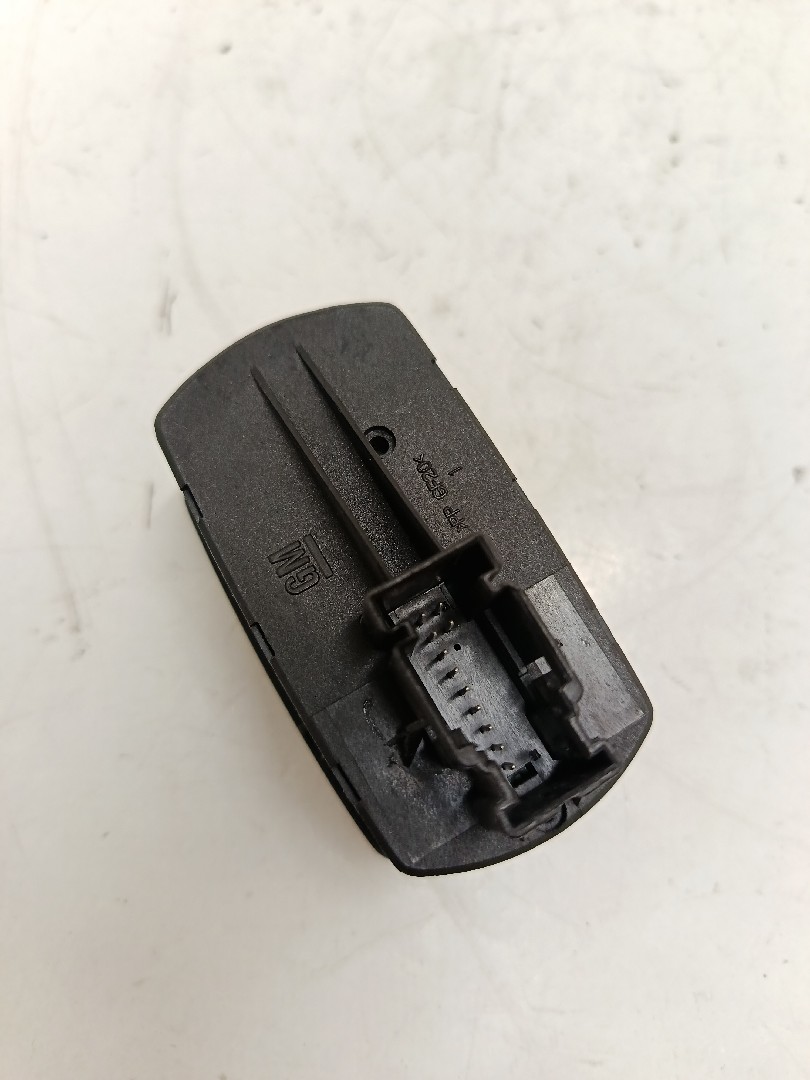 Comando / botão / interruptor vidros frente esquerdo OPEL Corsa D Van Imagem-2