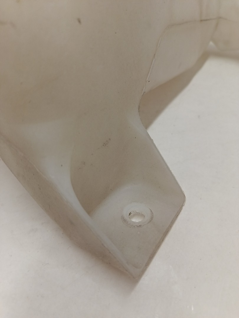 Windshield washer tank FORD Fiesta VI (CB1, CCN) Imagem-2