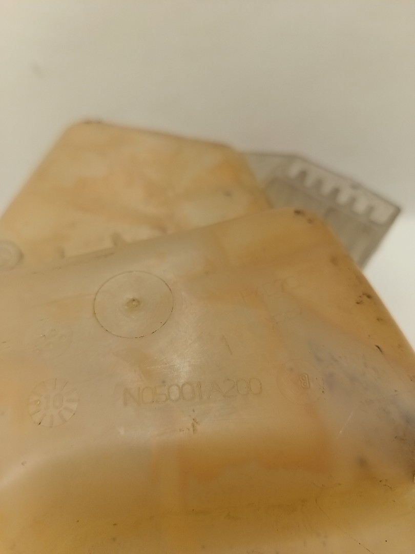 Reservatório / depósito da água / líquido de refrigeração FORD Fiesta VI (CB1, CCN) Imagem-4