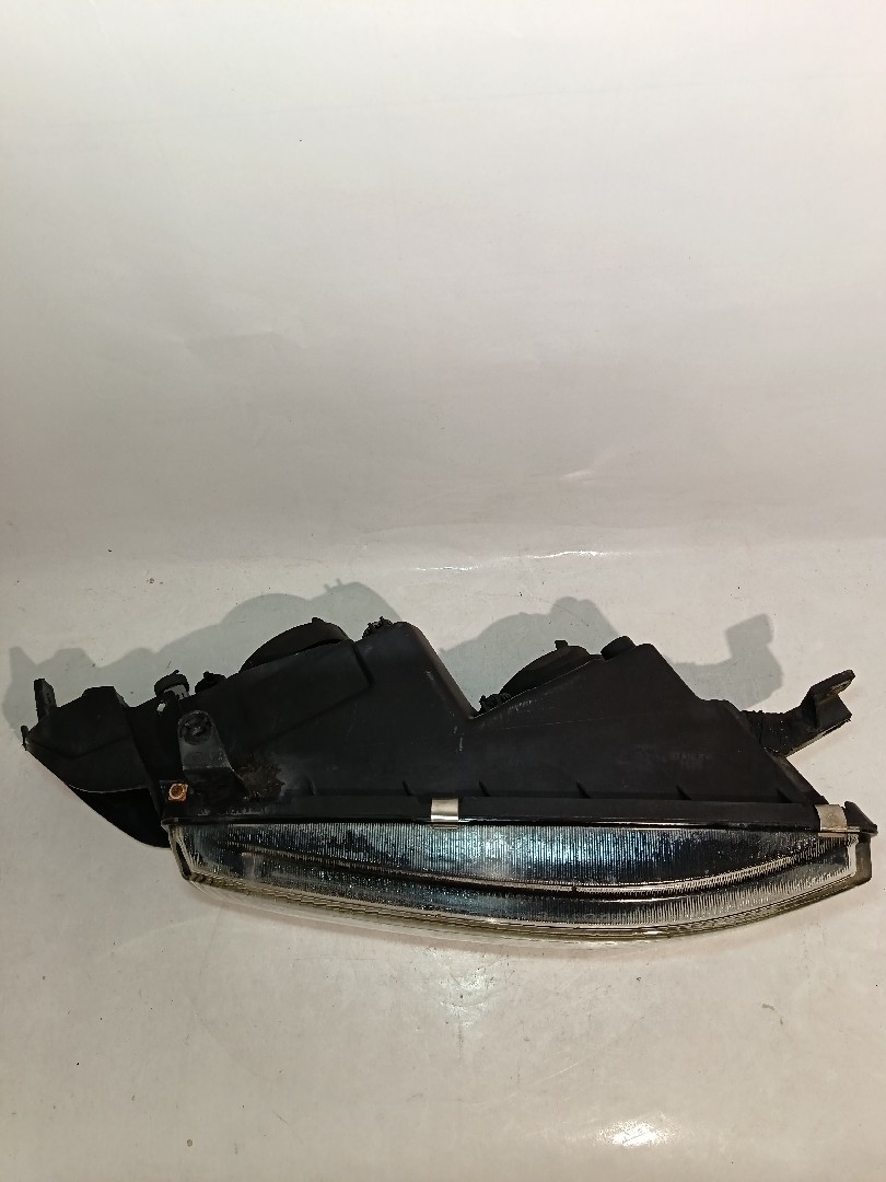 Right Headlight MITSUBISHI Galant VI Sedan (EA_) Imagem-1