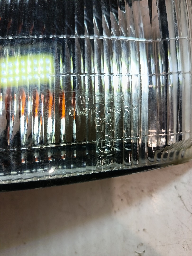 Pisca frente direito MITSUBISHI Galant VI Sedan (EA_) Imagem-4