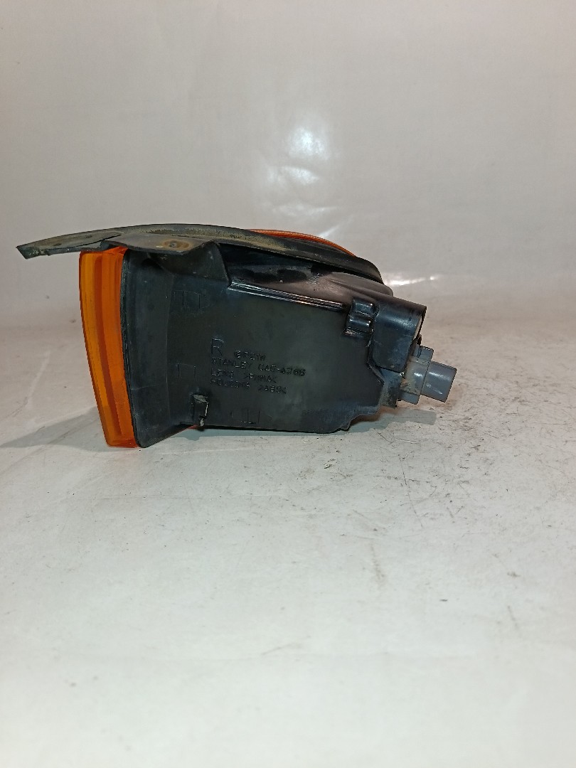 Left front Turn Signal MITSUBISHI Galant VI Sedan (EA_) Imagem-1