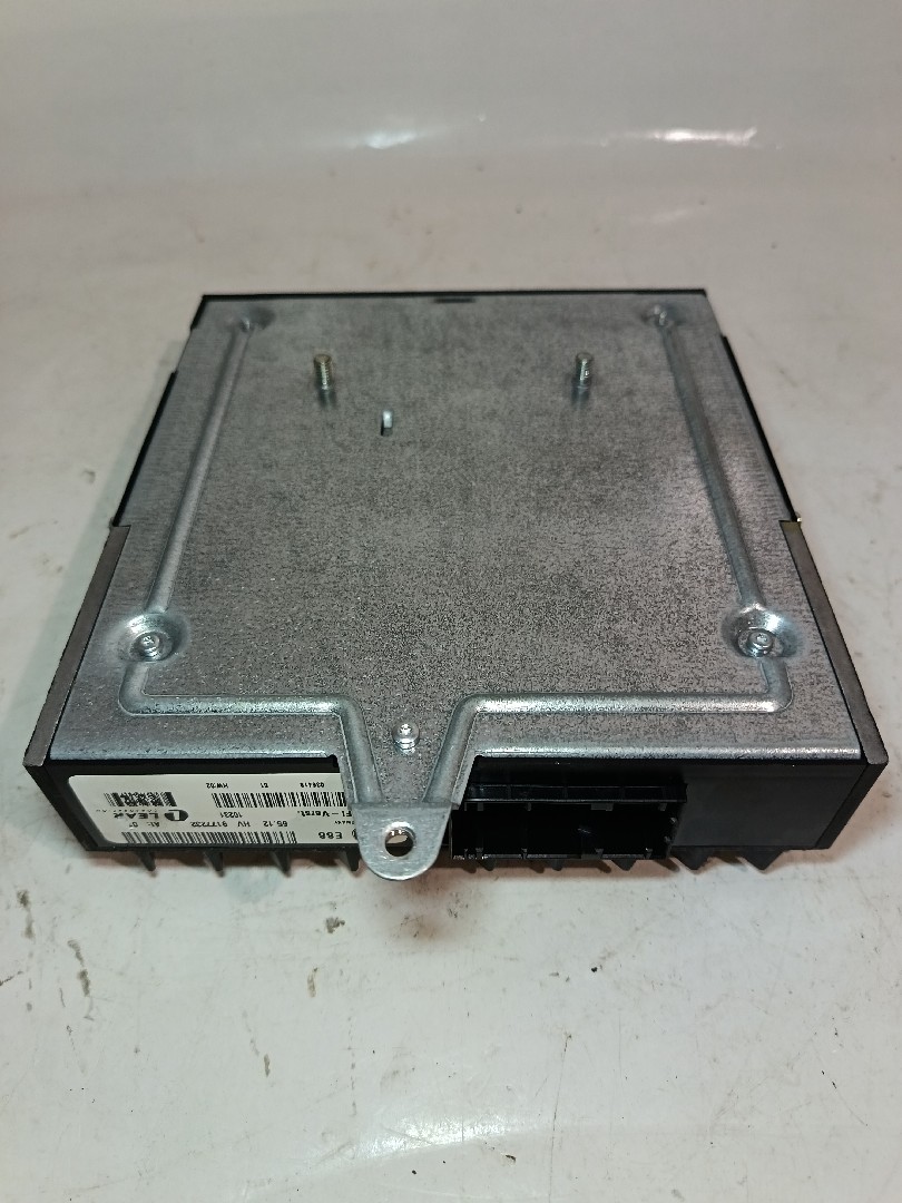 Módulo genérico BMW 1 Cabriolet (E88) Imagem-1