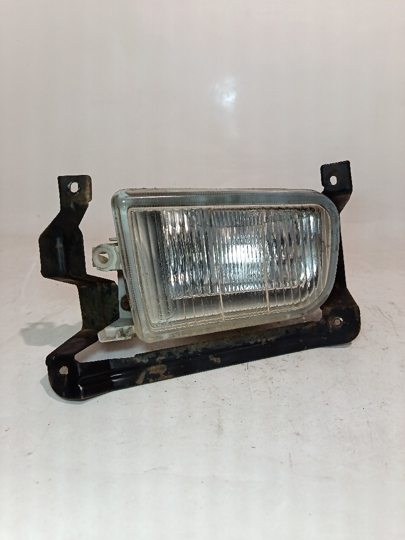Right front fog light  MITSUBISHI - ID S_1502