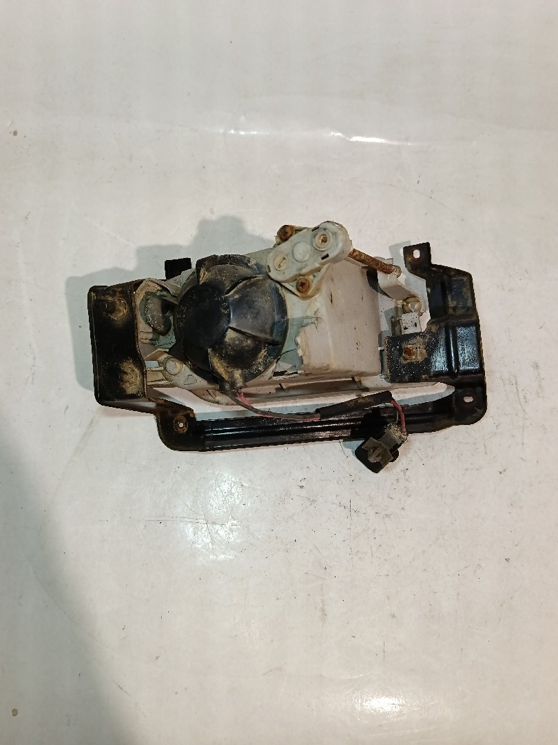 Right front fog light  MITSUBISHI Galant VI Sedan (EA_) Imagem-2