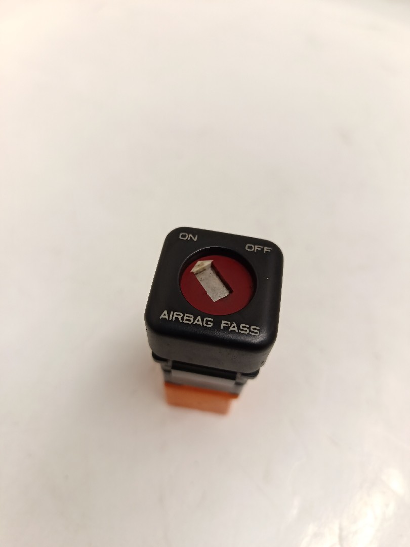 Botão / interruptor / sinal airbag off PEUGEOT - ID S_153