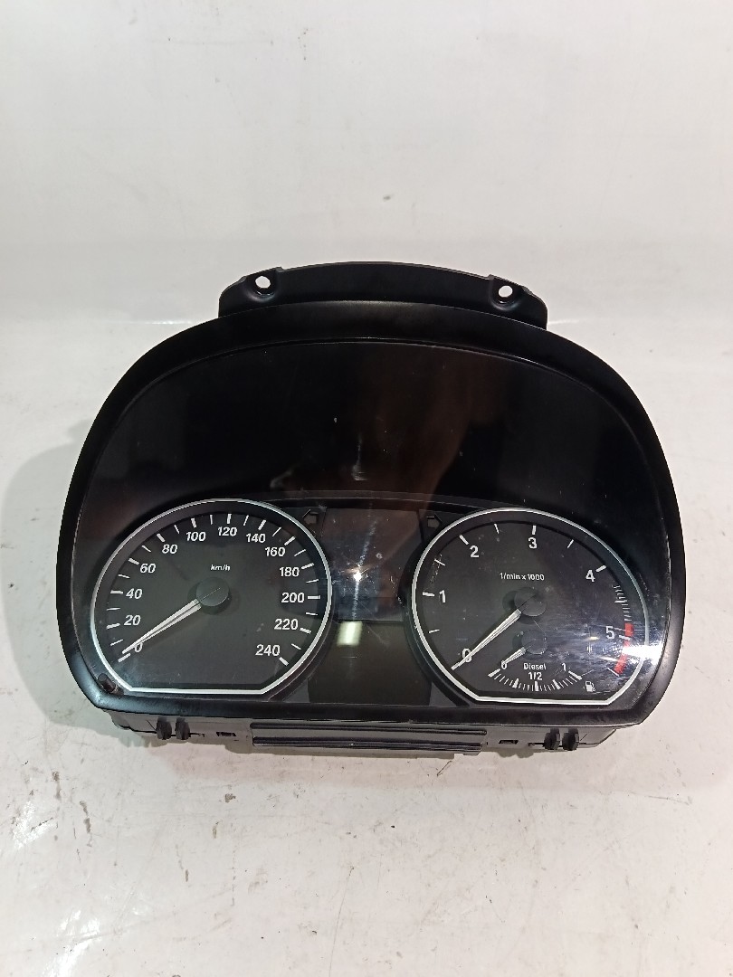 Quadrante / painel de instrumentos BMW - ID S_16