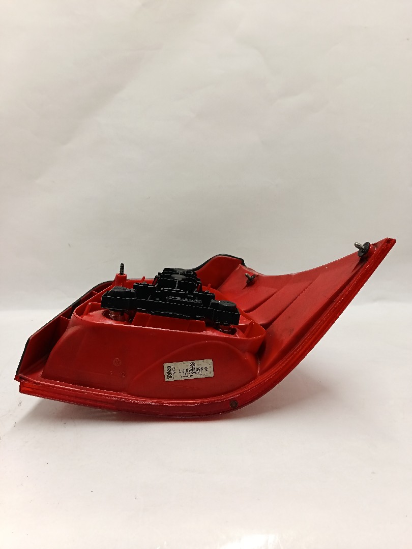 Left Tail light VOLKSWAGEN Golf IV (1J1) Imagem-3