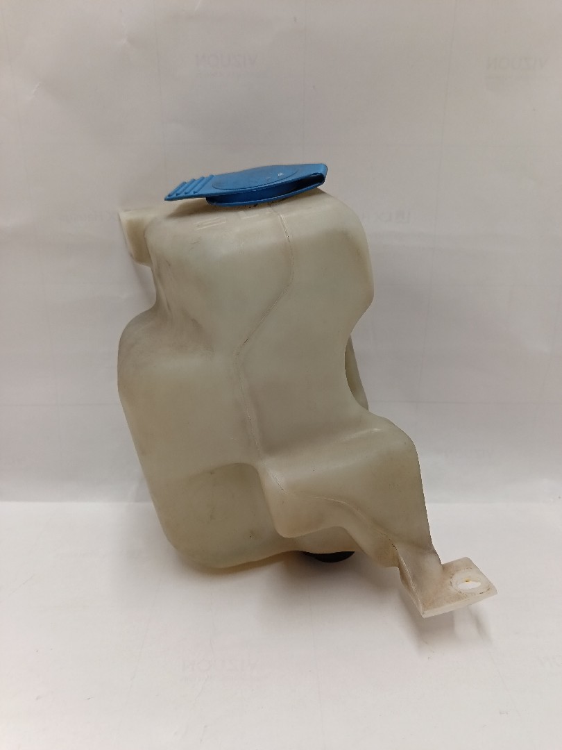 Windshield washer tank VOLKSWAGEN - ID S_1631