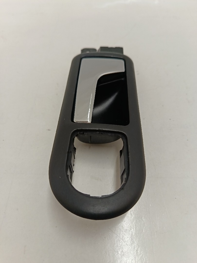 Puxador interior porta frente esquerdo VOLKSWAGEN Golf IV (1J1) Imagem-6