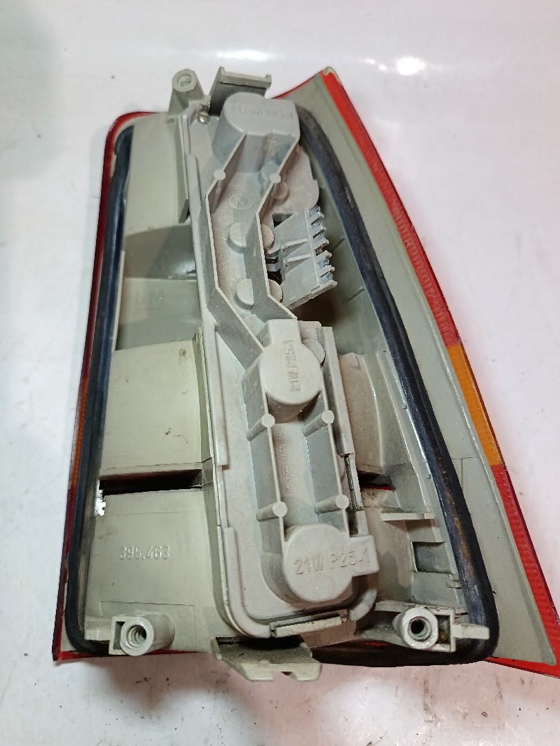 Left Tail light OPEL Kadett E Imagem-1