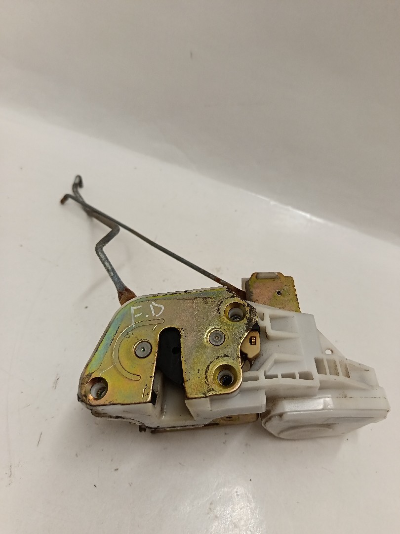 Fechadura / fecho porta frente direito MITSUBISHI Lancer VI Sedan (CJ_, CP_) Imagem-1