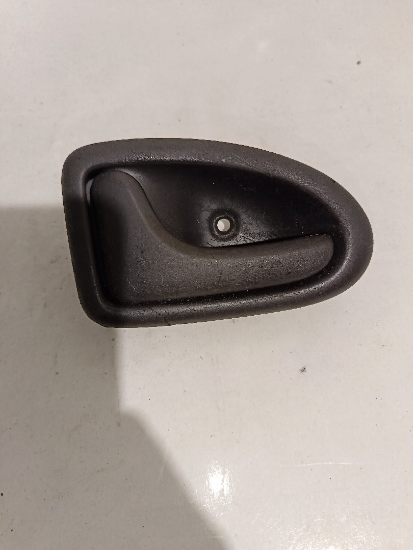 Puxador interior porta frente esquerdo RENAULT - ID S_1860
