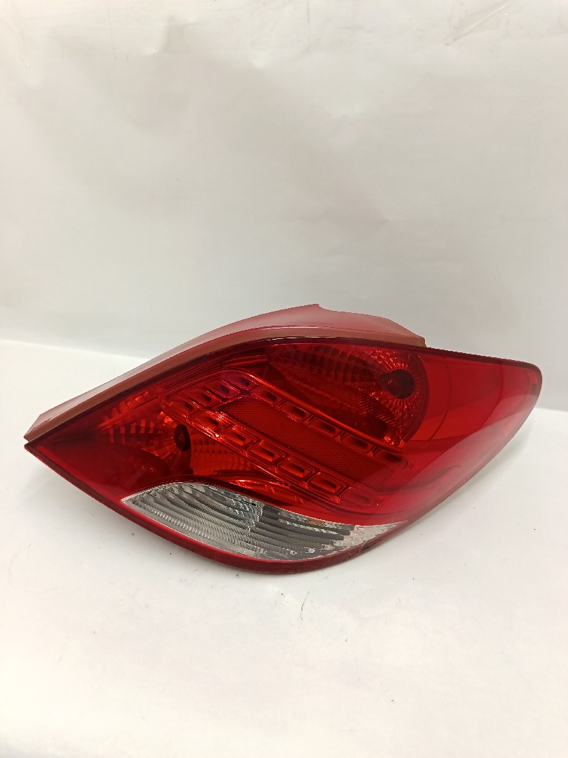 Right Tail light PEUGEOT - ID S_200